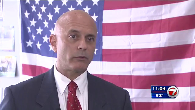 Tim_Canova